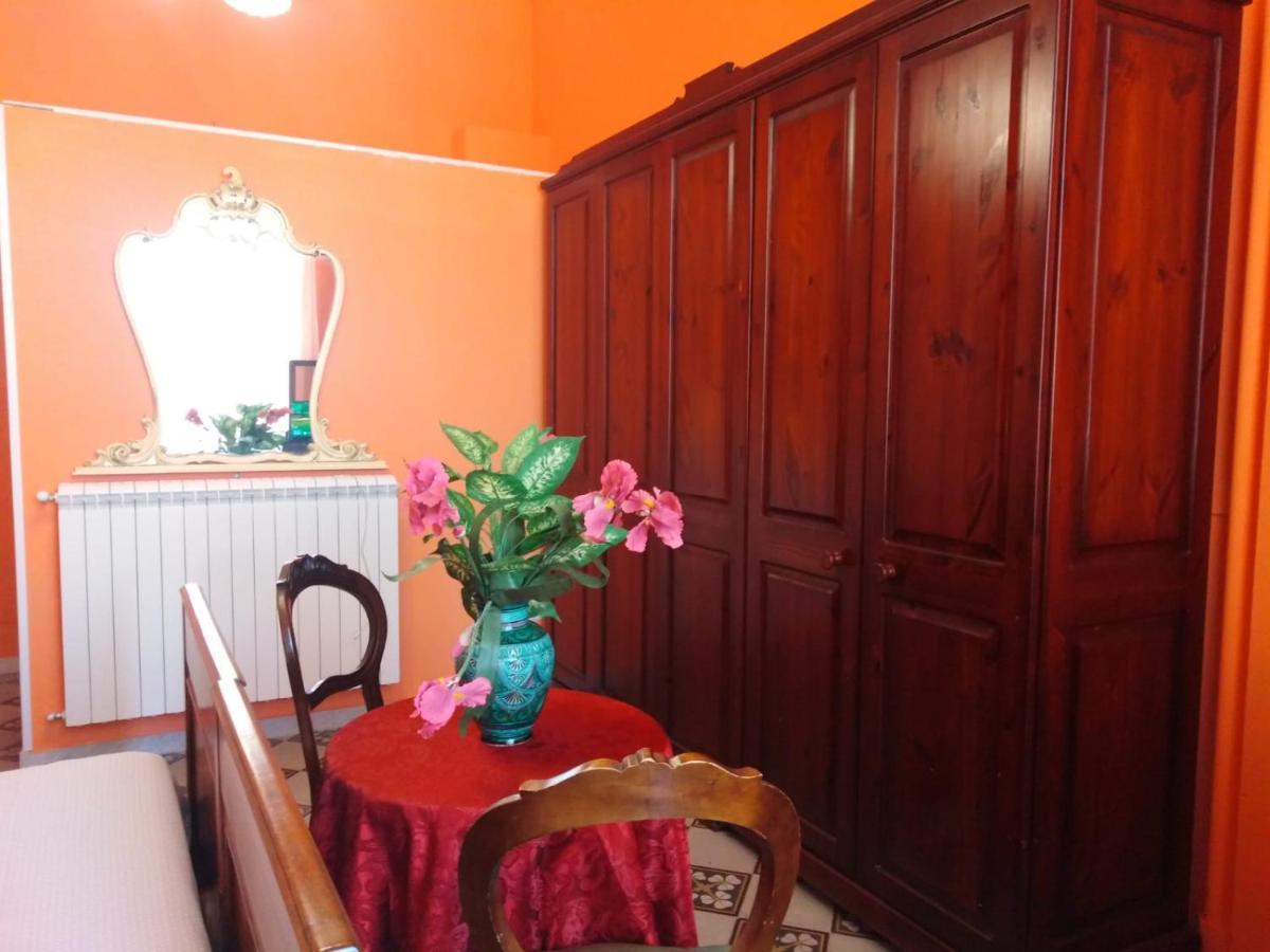 Bed and Breakfast Antico Palazzo Spinola Gallipoli Exterior foto