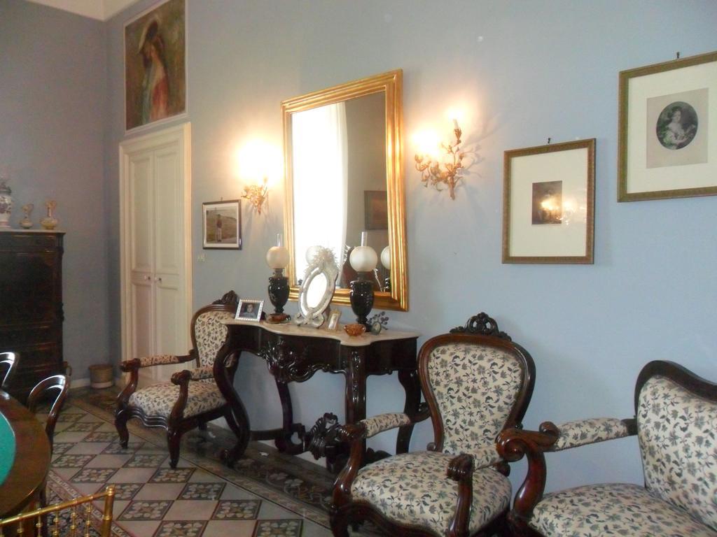 Bed and Breakfast Antico Palazzo Spinola Gallipoli Exterior foto