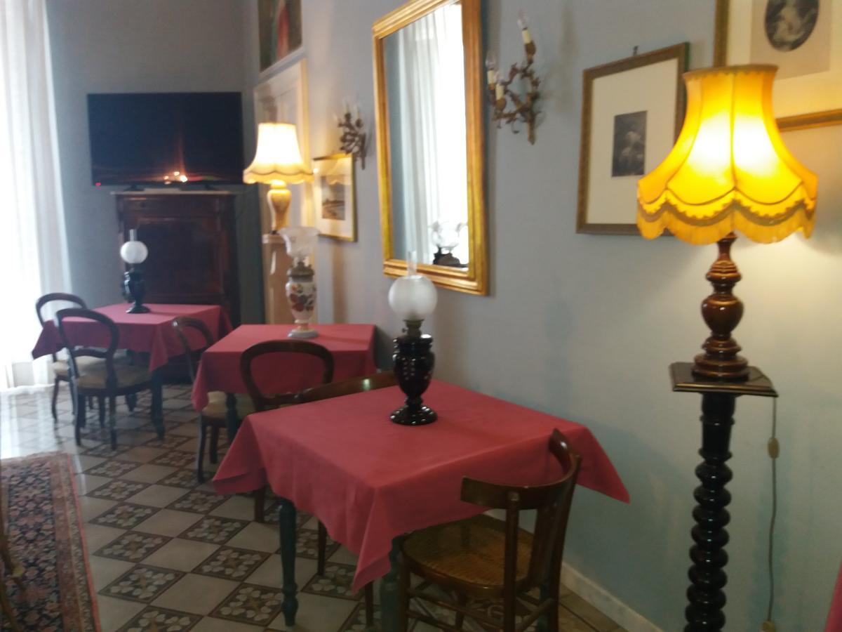 Bed and Breakfast Antico Palazzo Spinola Gallipoli Exterior foto