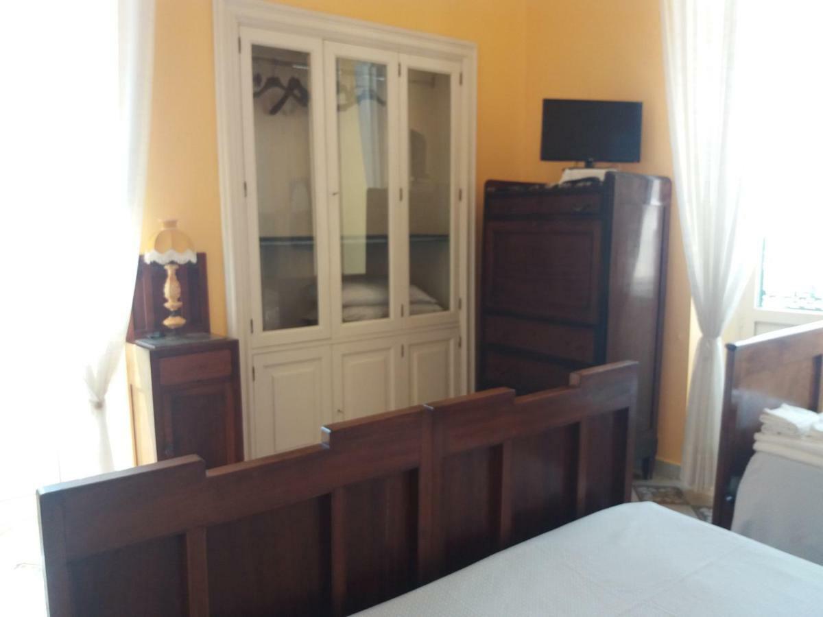 Bed and Breakfast Antico Palazzo Spinola Gallipoli Exterior foto