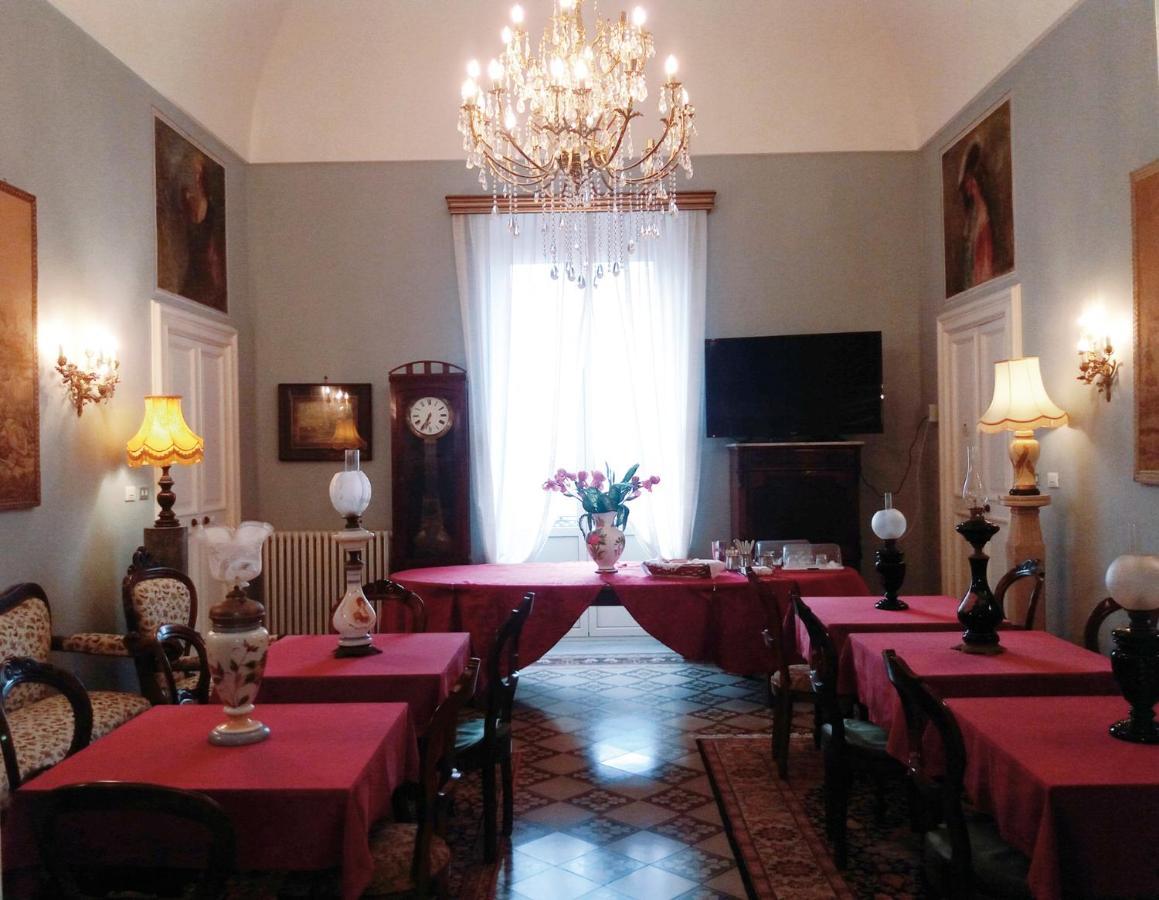 Bed and Breakfast Antico Palazzo Spinola Gallipoli Exterior foto