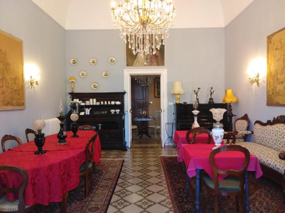 Bed and Breakfast Antico Palazzo Spinola Gallipoli Exterior foto